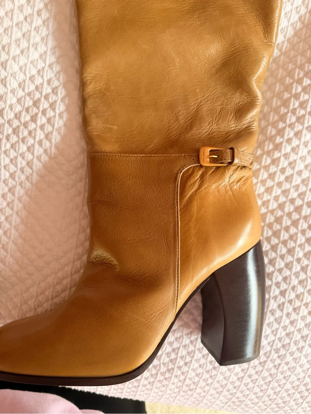 Tory Burch Banana Heel Leather Boots in Butterscotch